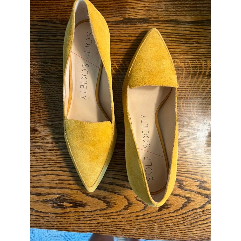 SOLE SOCIETY Mustard Suede WOmen's 8.5 block heel